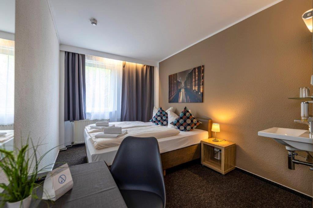 Auto-Parkhotel Hamburg St Pauli Ngoại thất bức ảnh