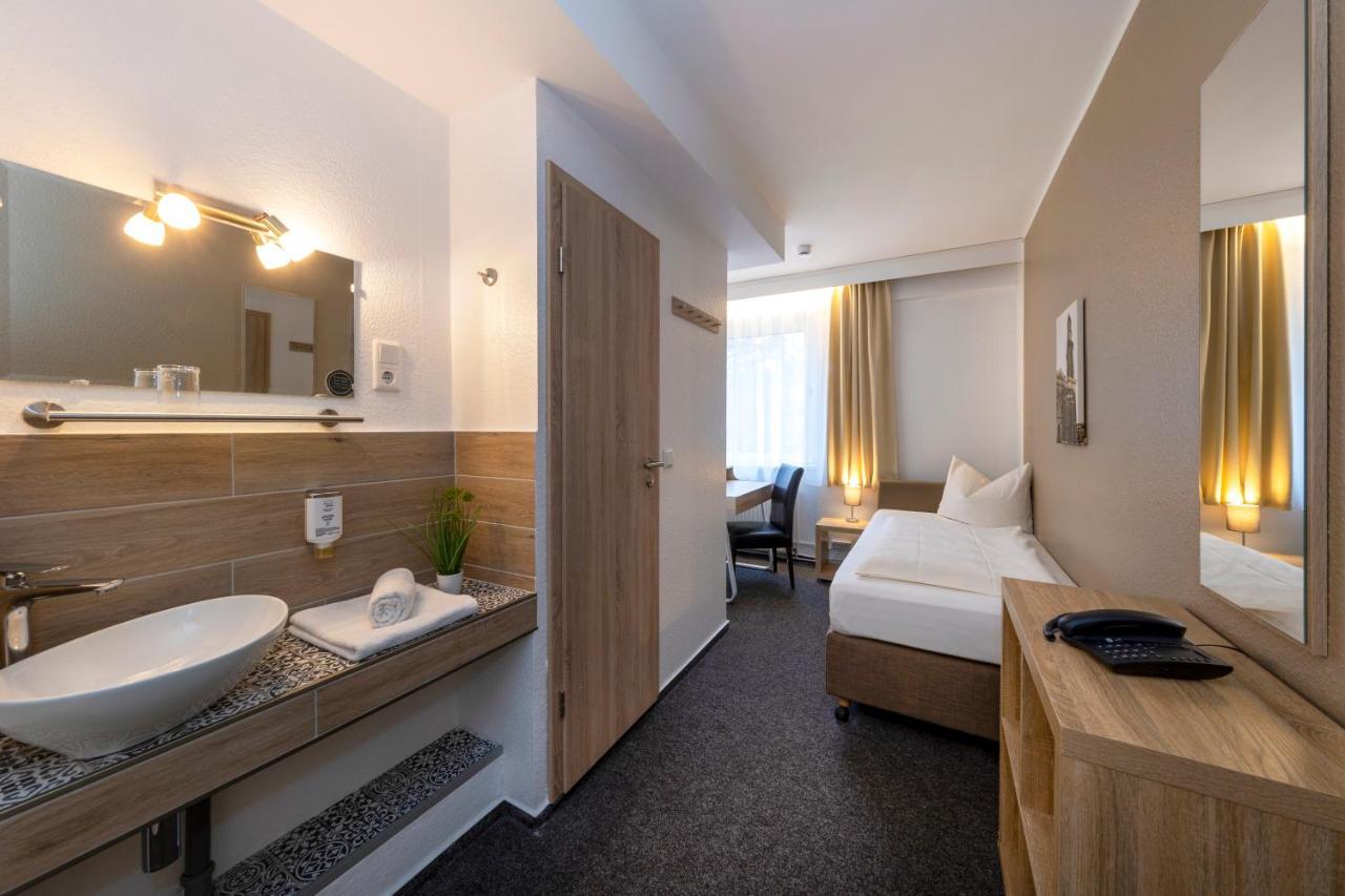 Auto-Parkhotel Hamburg St Pauli Ngoại thất bức ảnh
