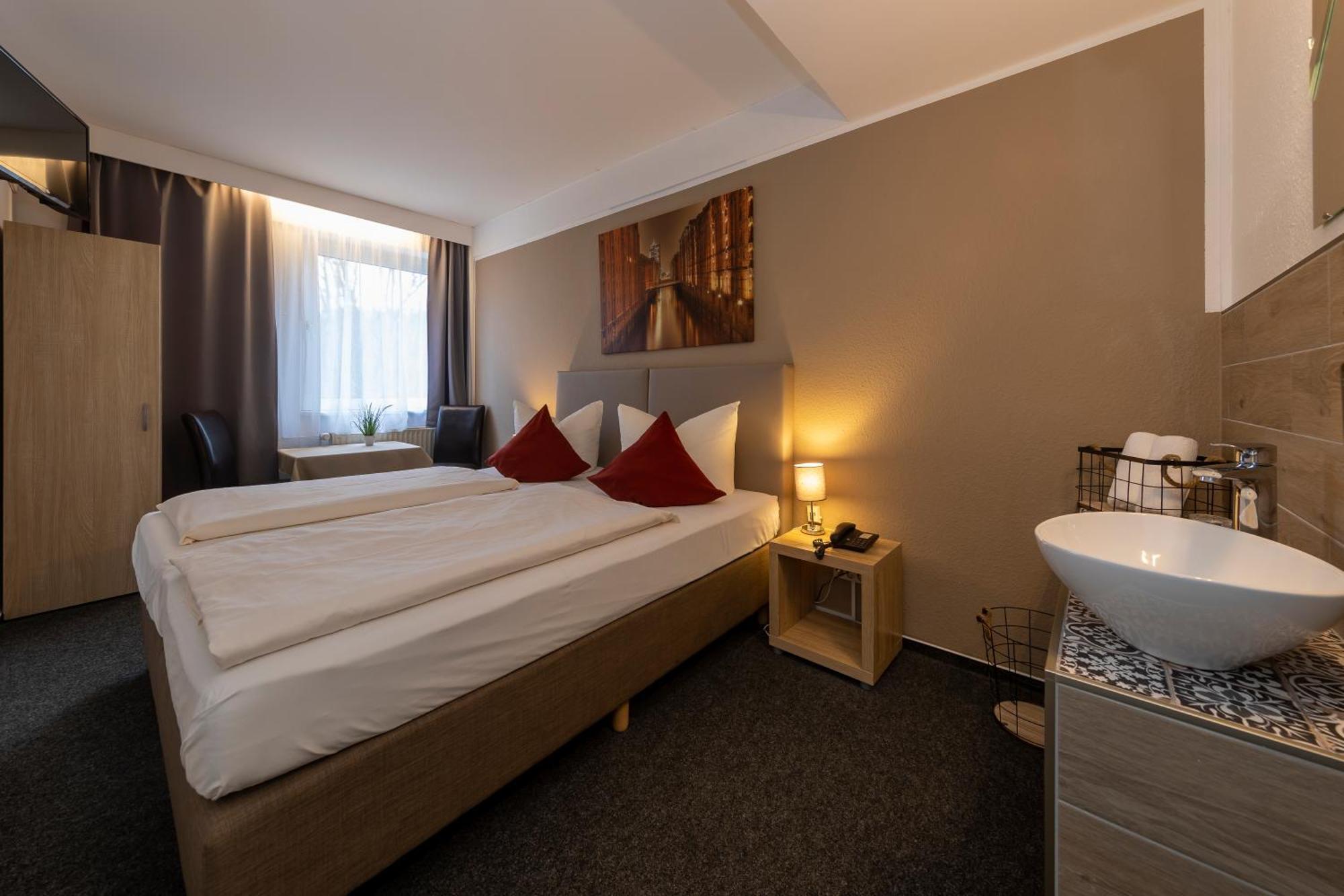 Auto-Parkhotel Hamburg St Pauli Ngoại thất bức ảnh