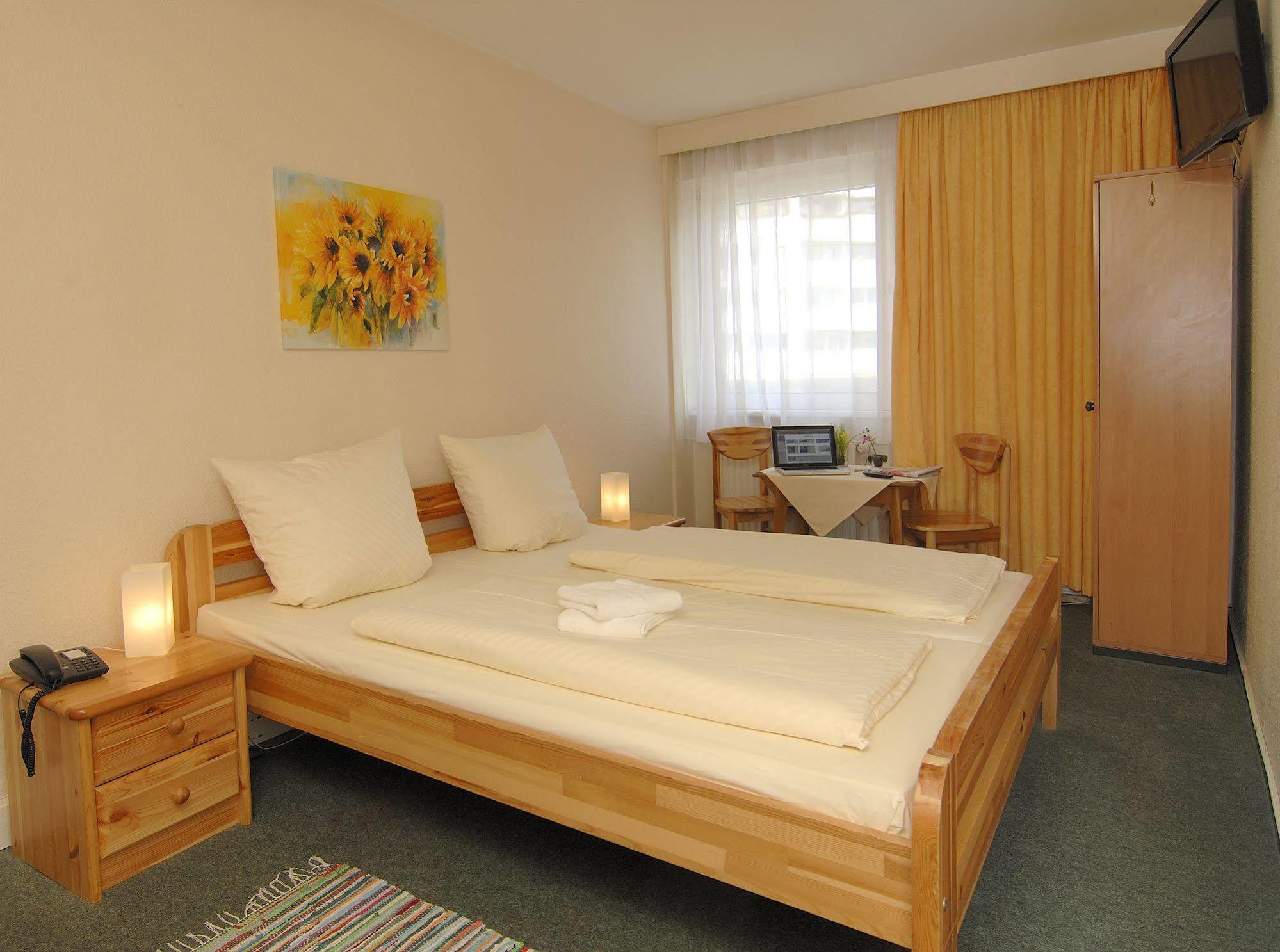 Auto-Parkhotel Hamburg St Pauli Ngoại thất bức ảnh