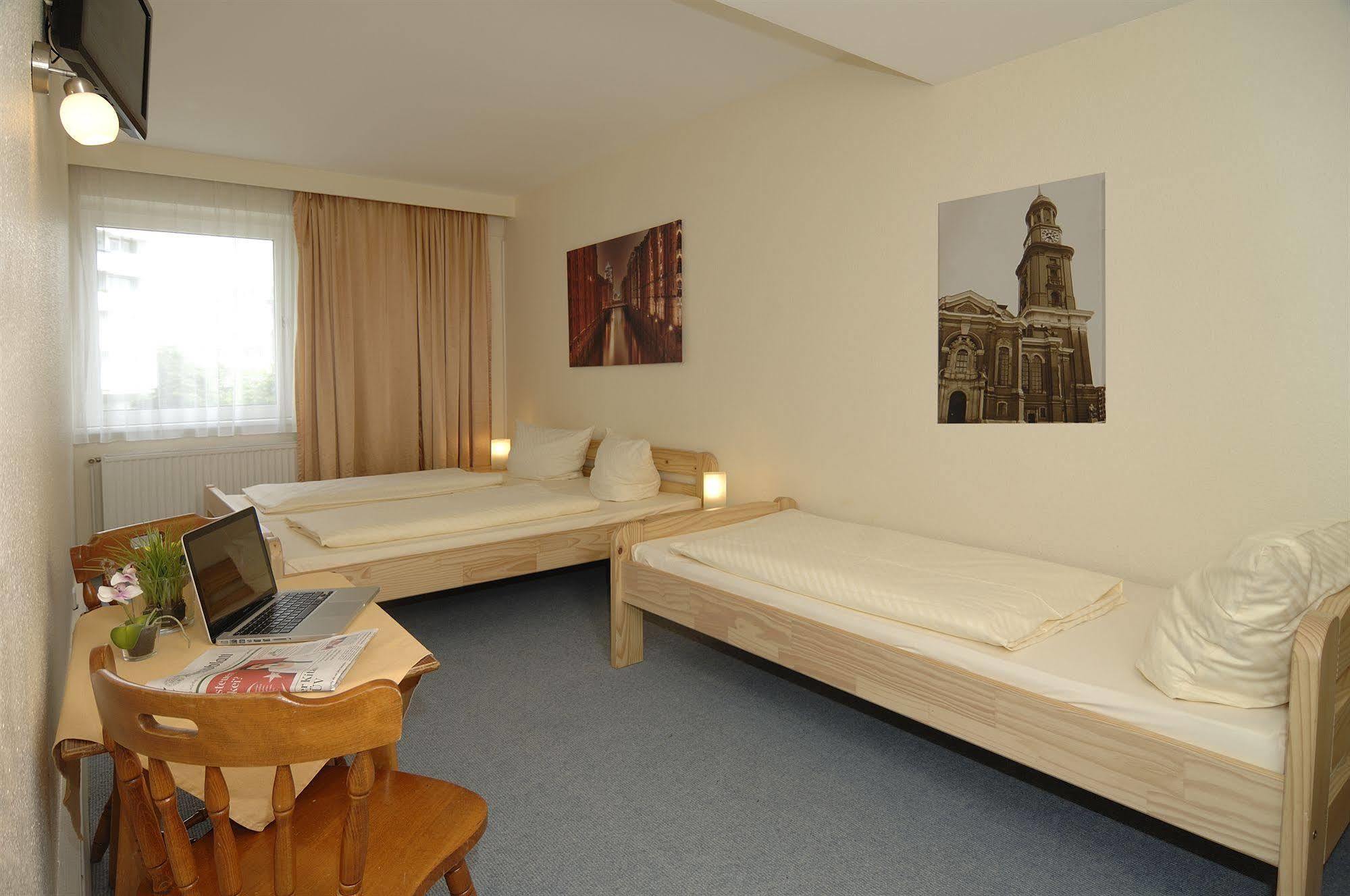 Auto-Parkhotel Hamburg St Pauli Ngoại thất bức ảnh